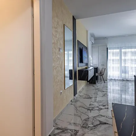 Sunshine 60 D By Casa Del Mar Apartment